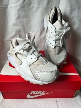 Nike Air Huarache sneakers